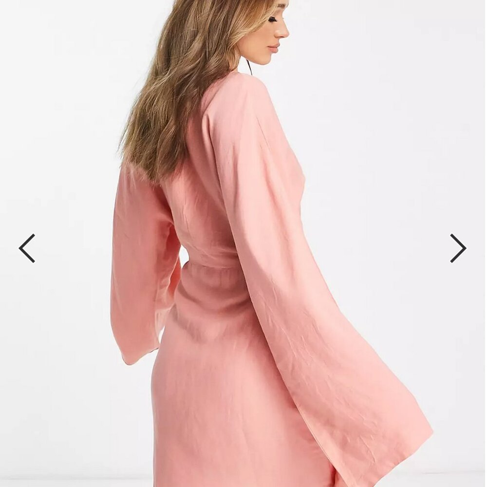 ASOS Pretty Lavish knot front mini dress in pink - size 6 - Picture 7 of 7